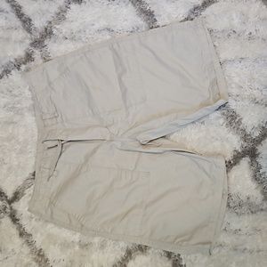 Men's Old Navy Khaki Shorts